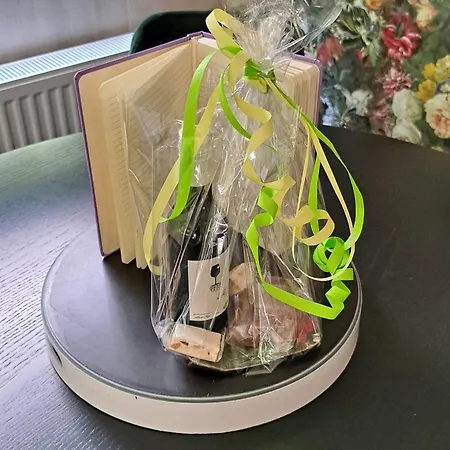 De Bosvlinder * הונדרלו